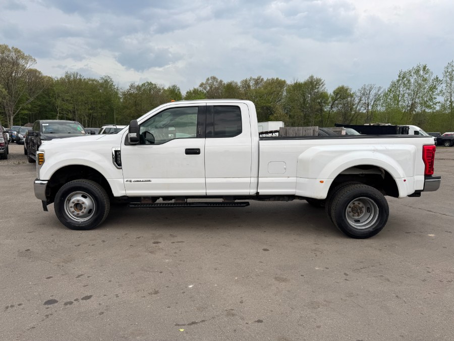 2019 Ford F-350 XLT 4x4 SuperCab 8' Box DRW's photo