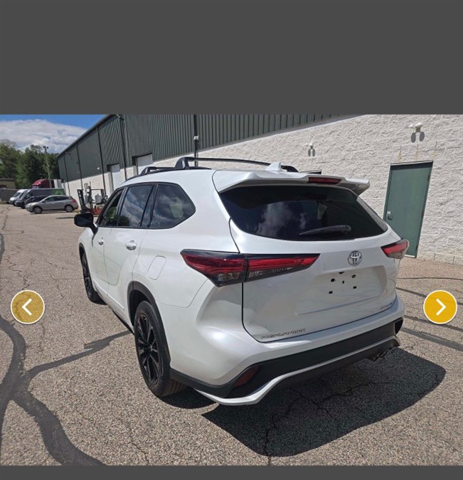 2023 Toyota Highlander XSE AWD's photo