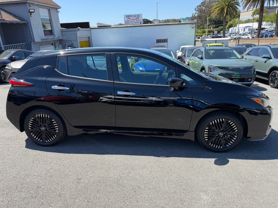 2025 Nissan Leaf SV PLUS's photo