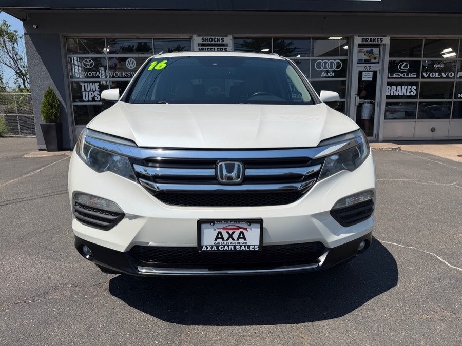 2016 Honda Pilot 4WD Touring's photo