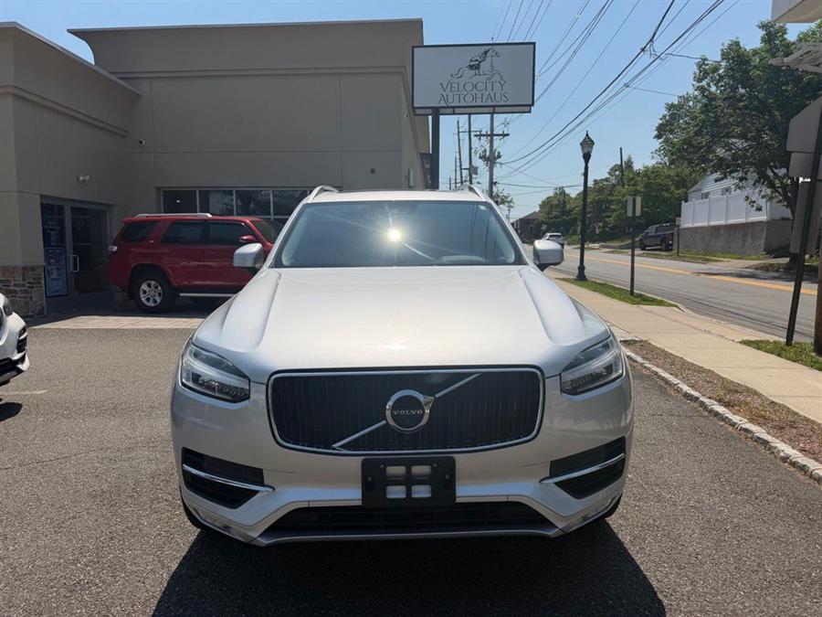 2018 Volvo XC90 T5 AWD Momentum's photo