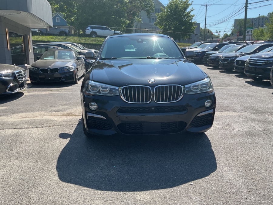 2018 BMW X4 M40i's photo