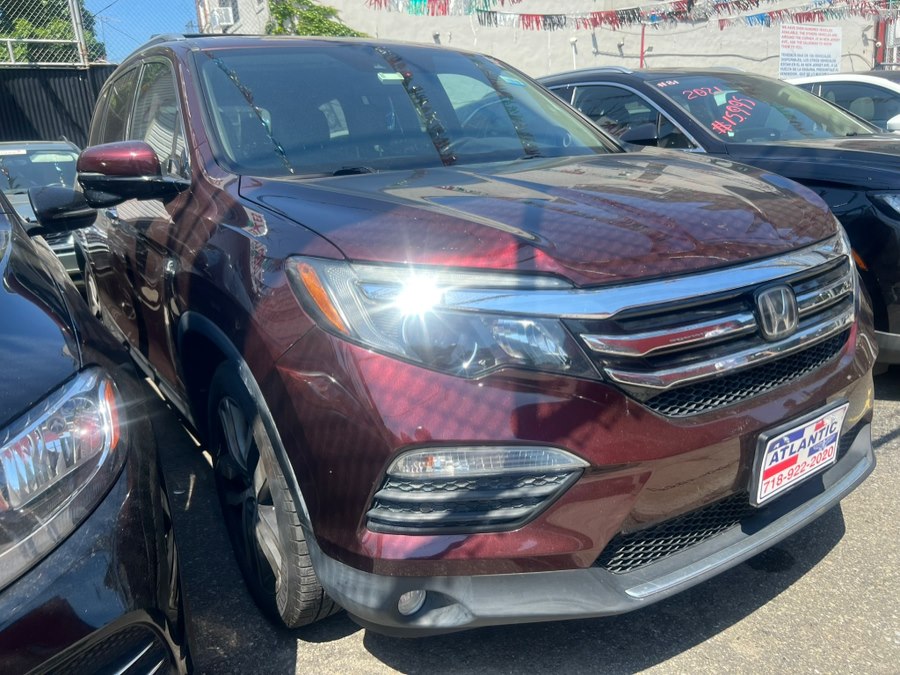 2016 Honda Pilot 4WD Touring's photo