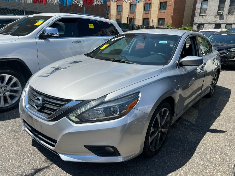 2017 Nissan Altima 3.5 SR's photo