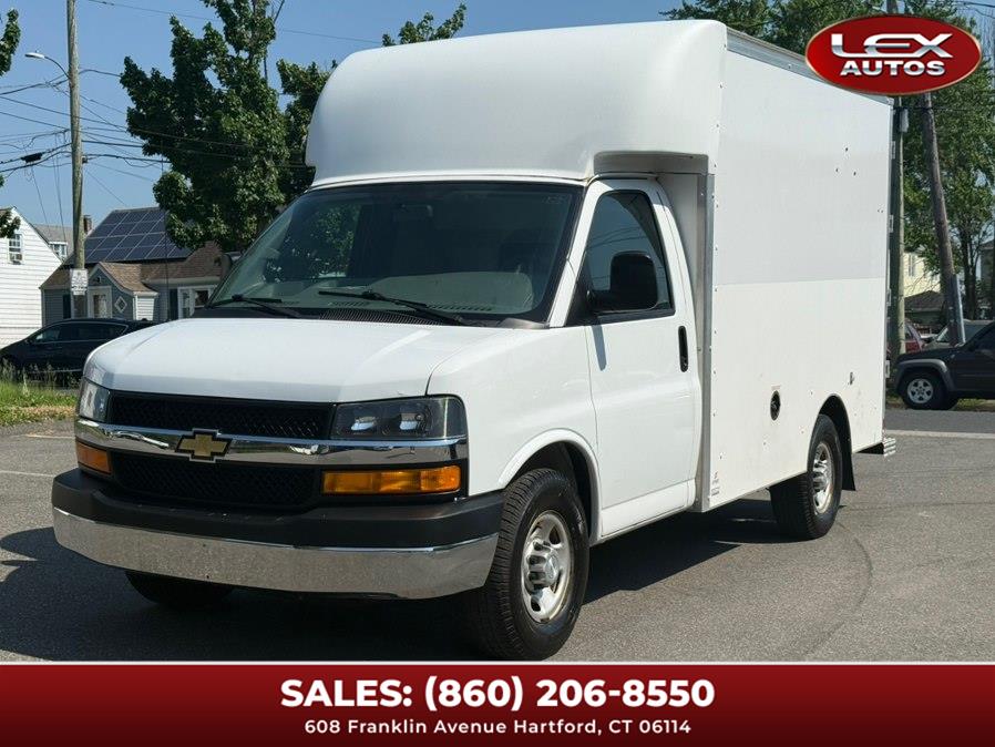 2018 Chevrolet Express 3500 139" WB's photo