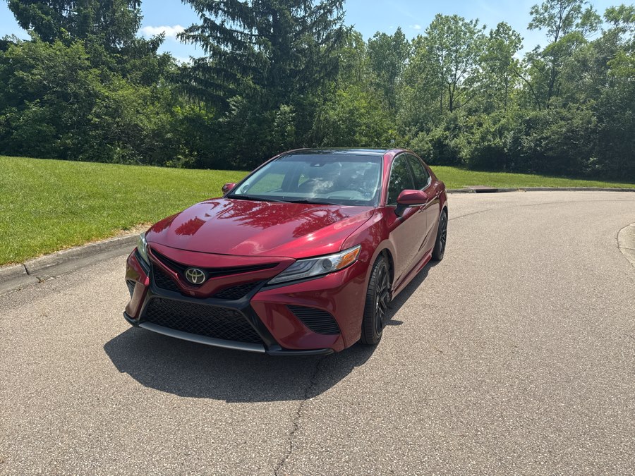 2018 Toyota Camry 2.5 Auto XSE's photo