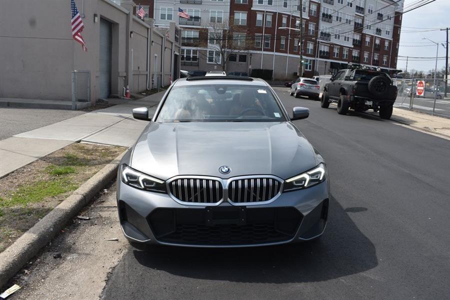 2025 BMW 3 Series 330i xDrive Sedan's photo