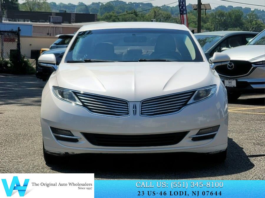 2014 Lincoln MKZ Front Wheel Drive's photo