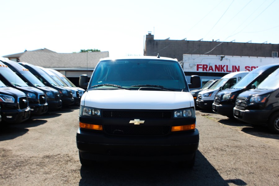 2022 Chevrolet Express 2500 Extended Work Van HD's photo