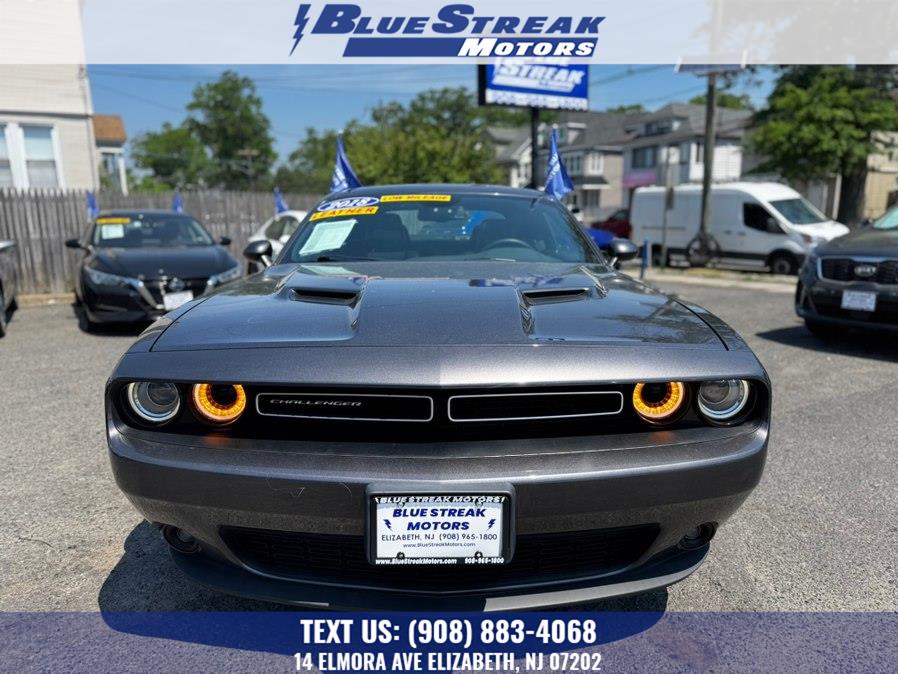2018 Dodge Challenger SXT Plus's photo