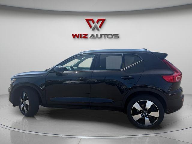 2020 Volvo XC40 T5 Momentum AWD's photo