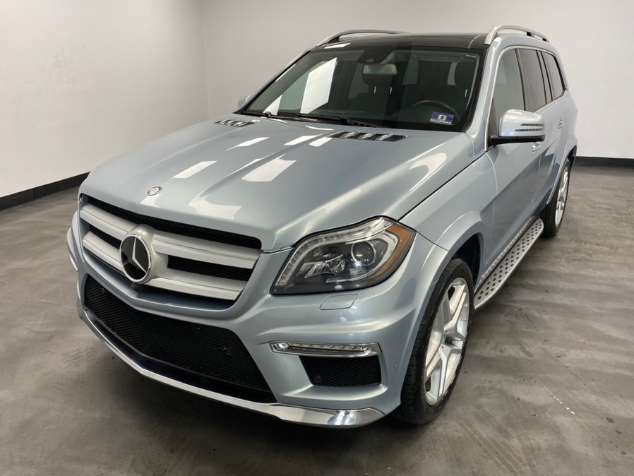 2015 Mercedes-Benz GL-Class GL550's photo