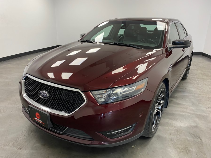 2018 Ford Taurus SHO AWD's photo