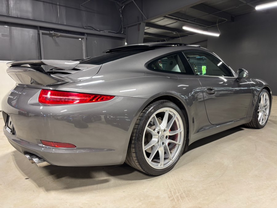 2013 Porsche 911 Carrera S Coupe's photo