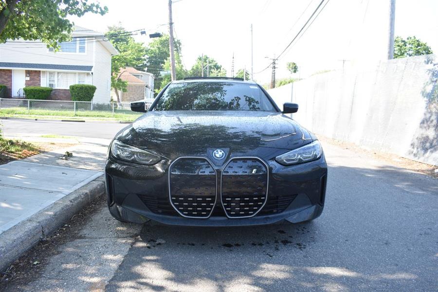 2023 BMW i4 eDrive35's photo