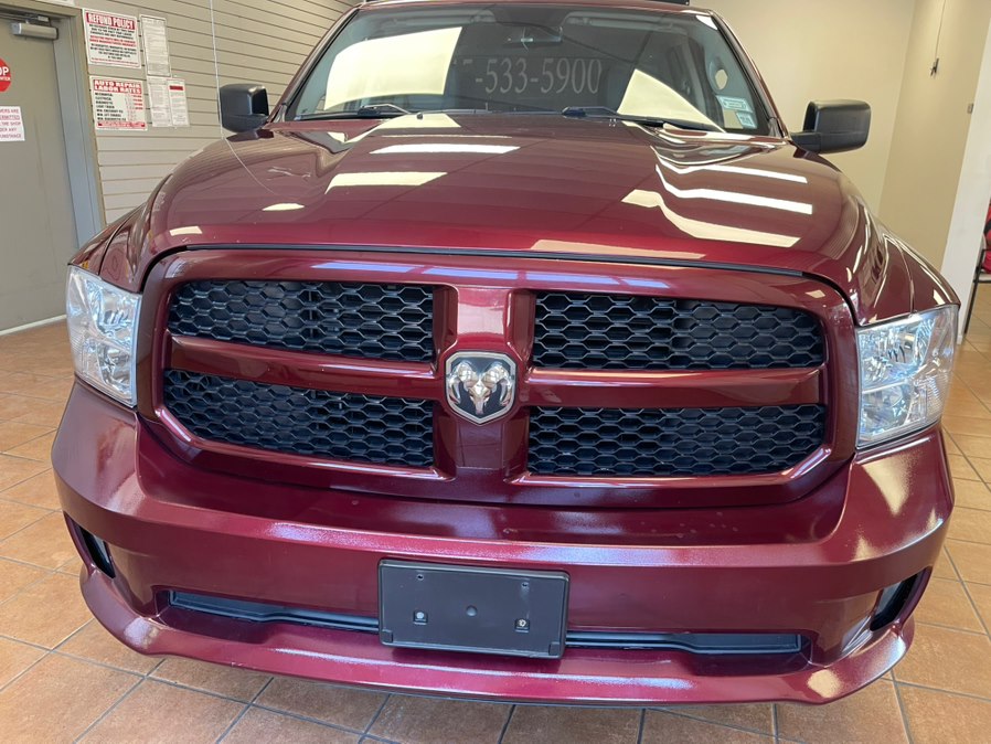 2017 RAM 1500 Express 4x4 Quad Cab 6'4's photo