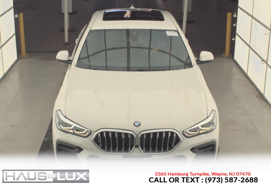 2022 BMW X6 xDrive40i's photo