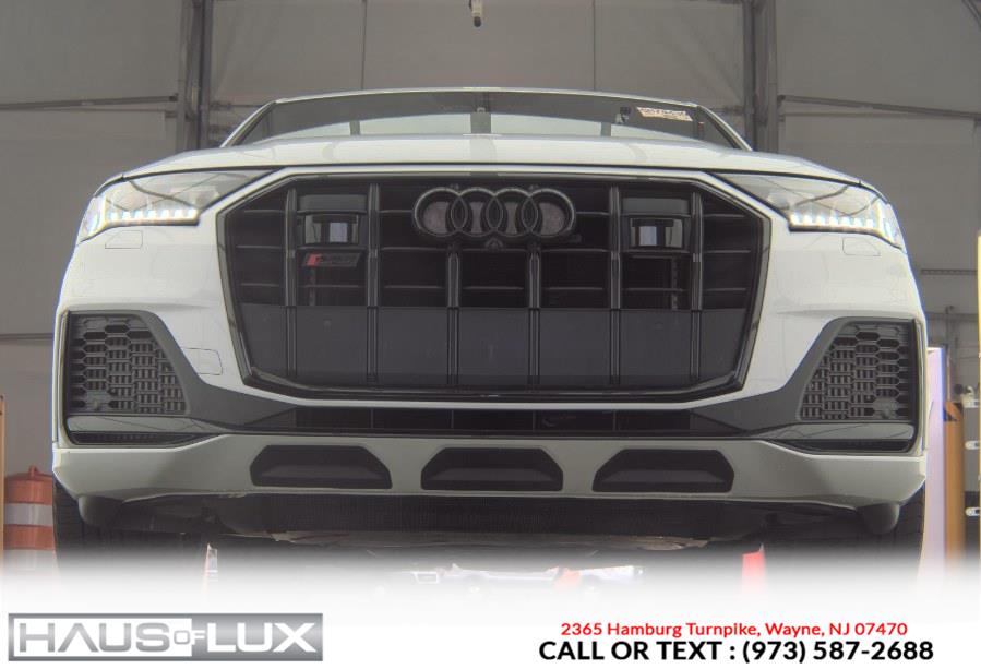 2021 Audi SQ7 Premium Plus quattro Tiptronic's photo