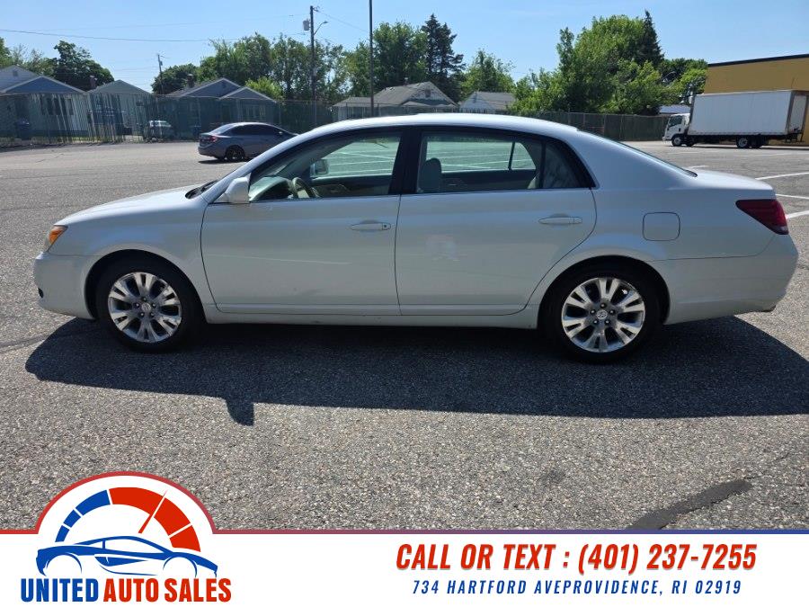 2008 Toyota Avalon's photo