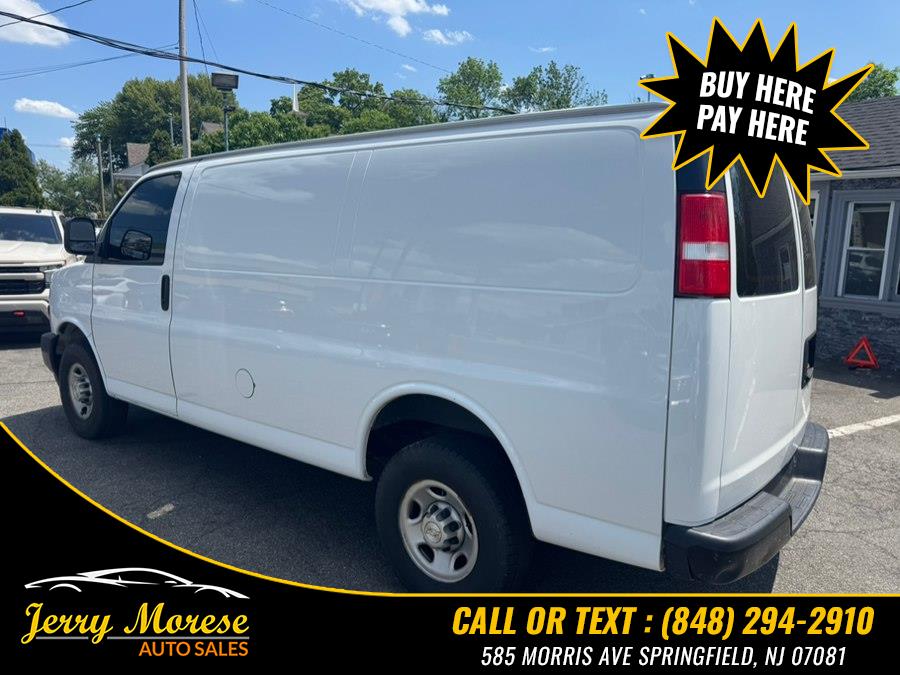2021 Chevrolet Express 3500 Work Van HD's photo