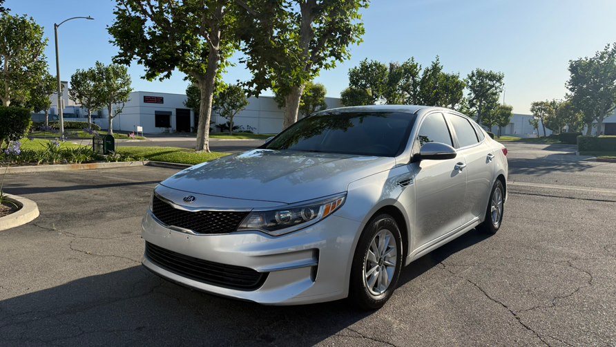 2017 Kia Optima LX AT's photo