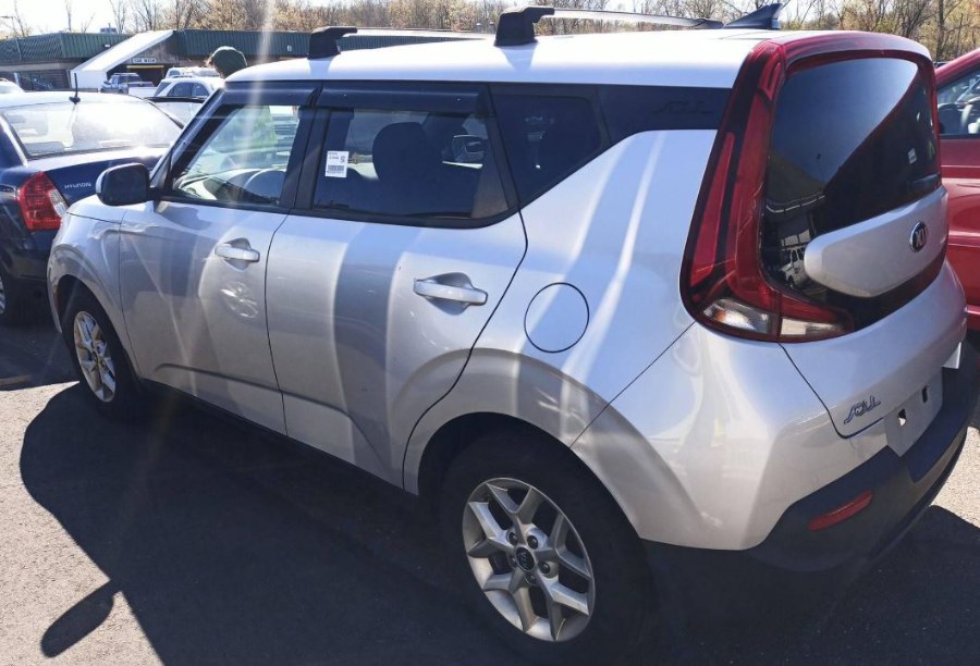 2020 Kia Soul 2.0L S IVT's photo