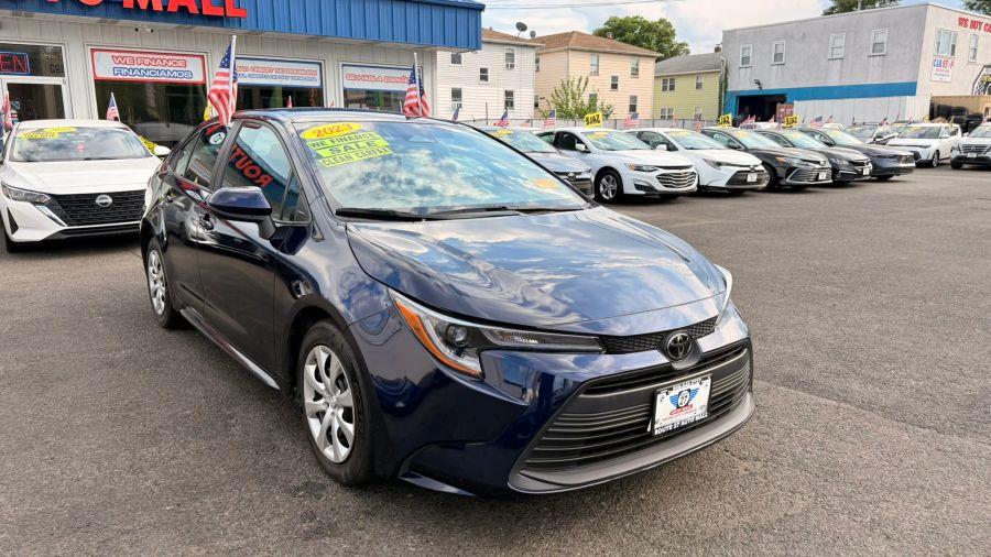 2023 Toyota Corolla LE CVT's photo