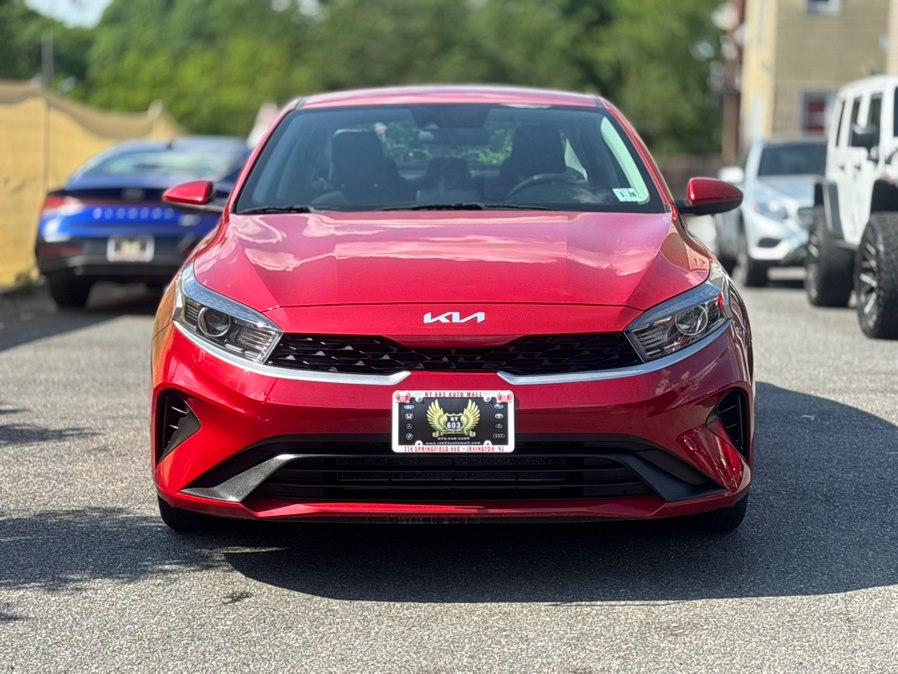 2023 Kia Forte LXS AT's photo