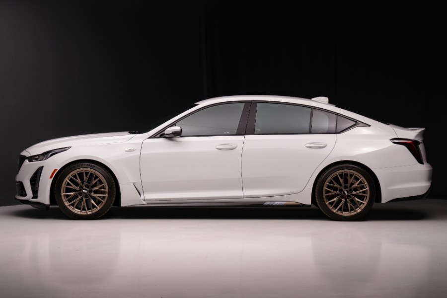 2024 Cadillac CT5 V-Series Blackwing's photo