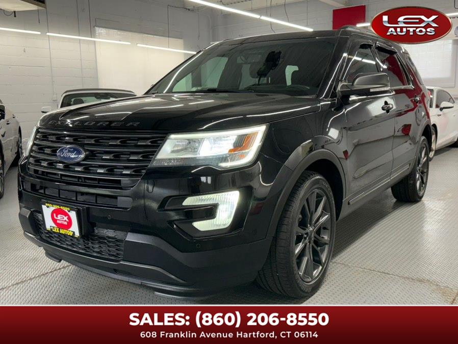 2017 Ford Explorer XLT 4WD's photo