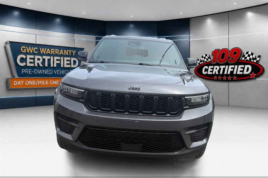 2023 Jeep Grand Cherokee Altitude 4x4's photo