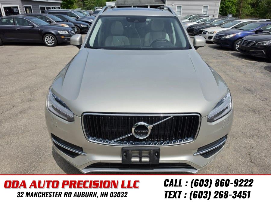 2018 Volvo XC90 T6 AWD Momentum's photo