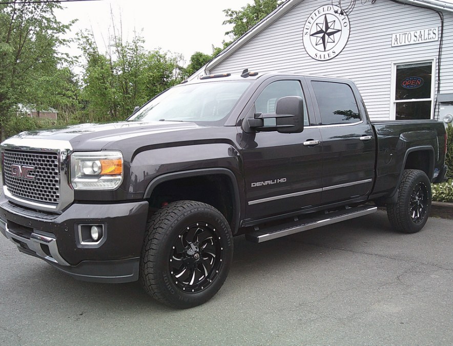 2015 GMC Sierra 4WD Crew Cab Short Box's photo