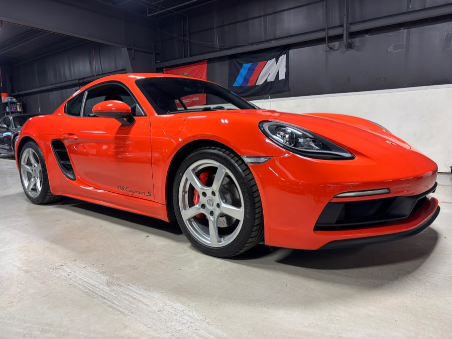 2018 Porsche 718 Cayman S's photo