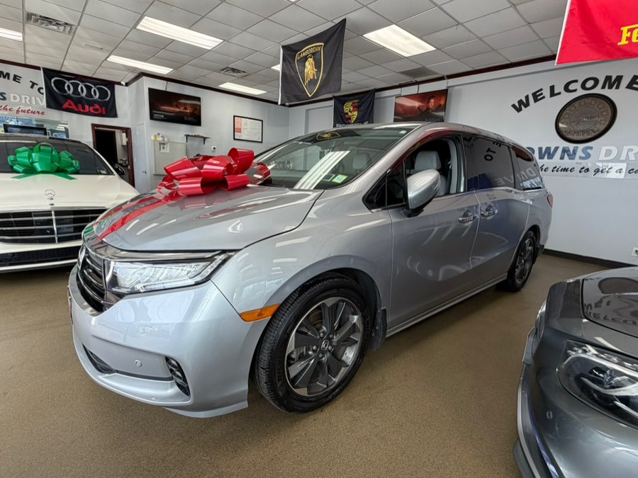 2022 Honda Odyssey Elite's photo
