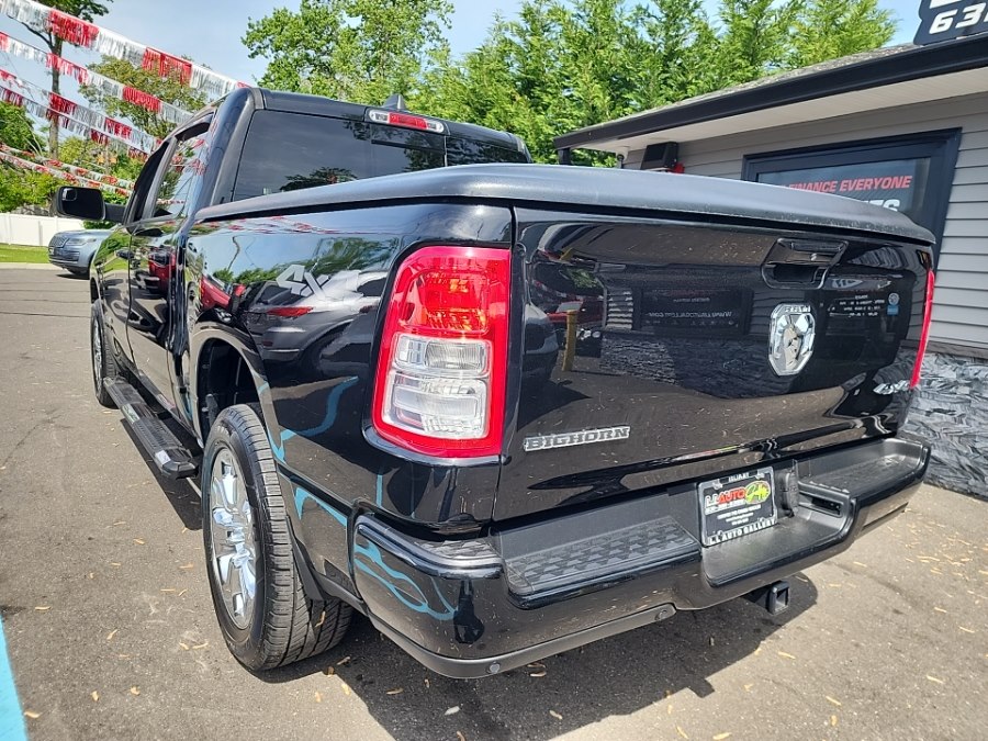 2019 RAM 1500 Big Horn/Lone Star 4x4 Crew Cab 5'7's photo