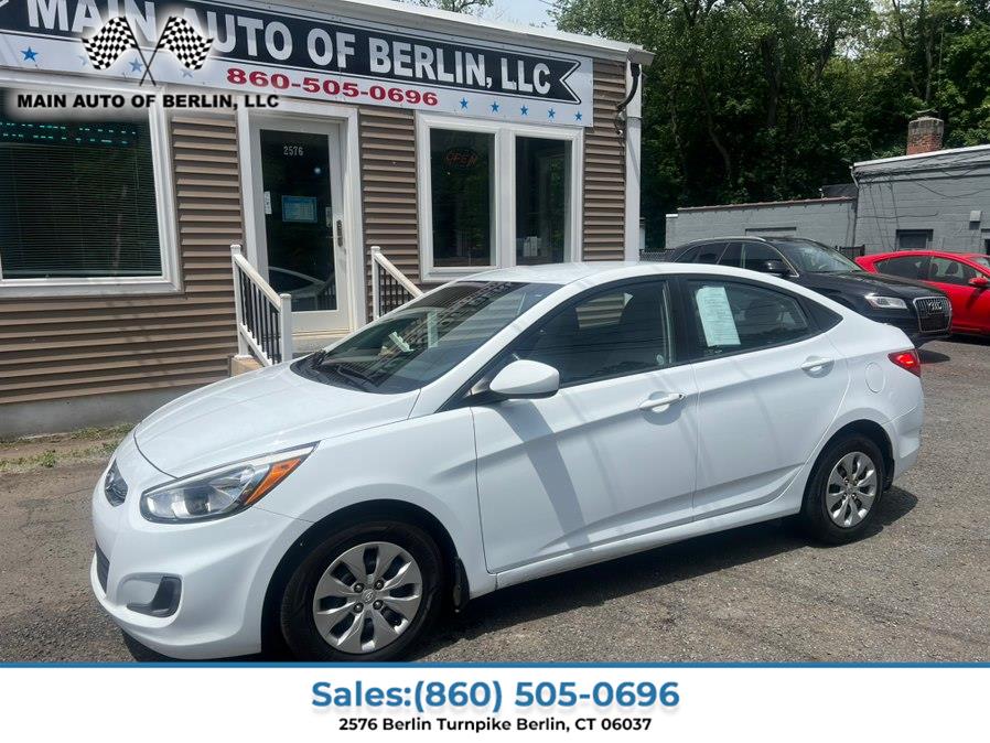 2016 Hyundai Accent SE 4-Door 6-Speed Automatic's photo