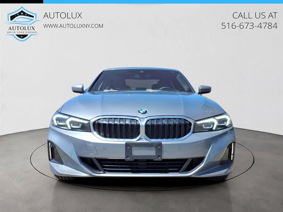 2023 BMW 3 Series 330i xDrive Sedan's photo