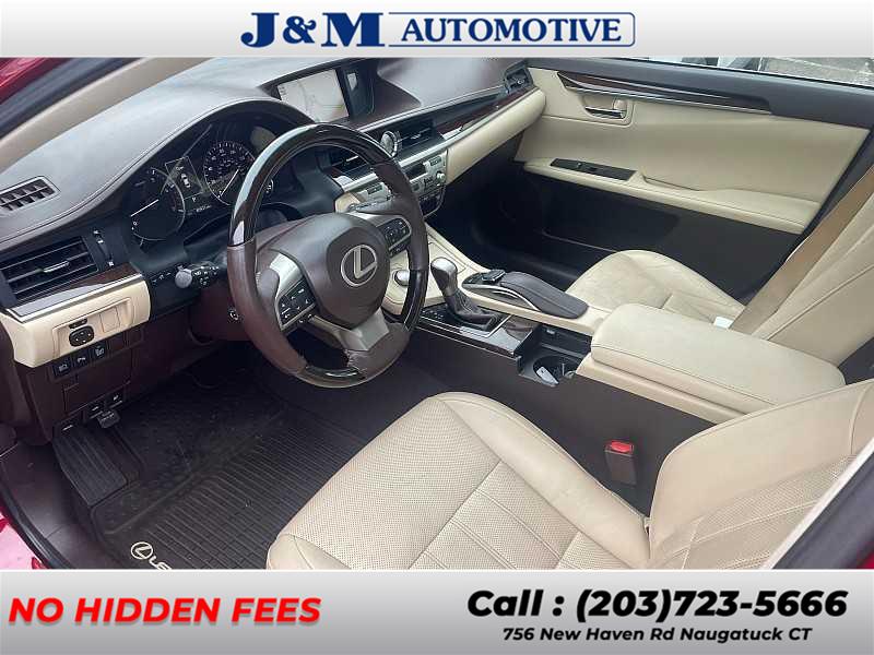 2016 Lexus ES 350 350's photo