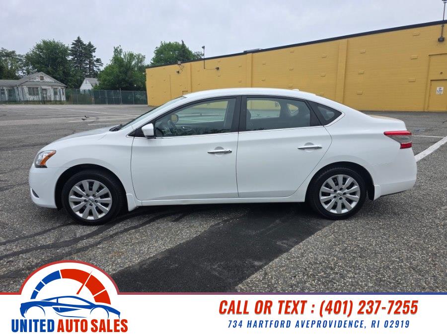 2015 Nissan Sentra's photo