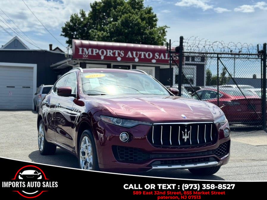 2017 Maserati Levante Levante's photo