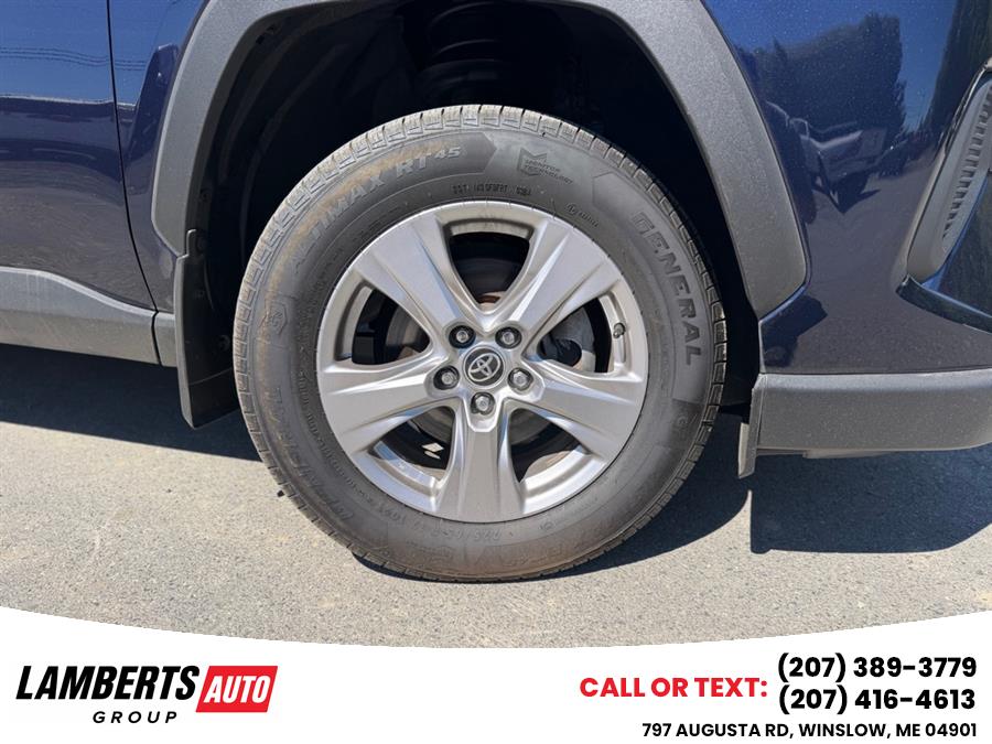 2023 Toyota RAV4 XLE AWD's photo