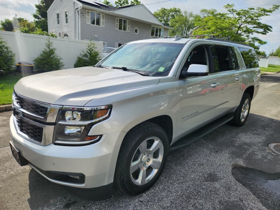 2017 Chevrolet Suburban 4WD 1500 LT's photo