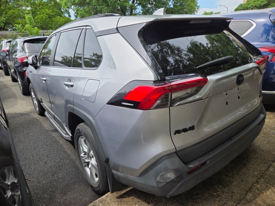 2021 Toyota RAV4 Hybrid XLE AWD's photo