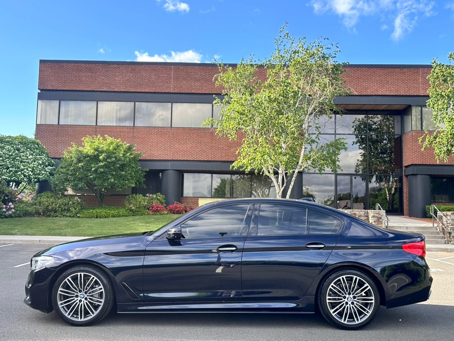 2018 BMW 5 Series 540i xDrive Sedan's photo