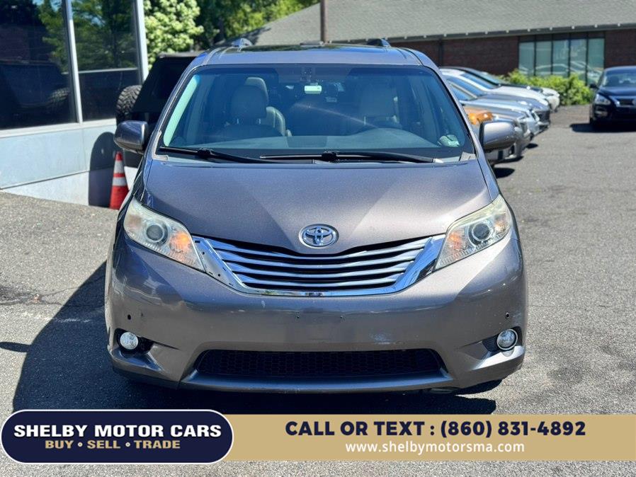 2011 Toyota Sienna Limited V6 AWD 7-Passenger's photo
