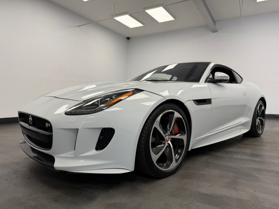2017 Jaguar F-TYPE R Coupe's photo