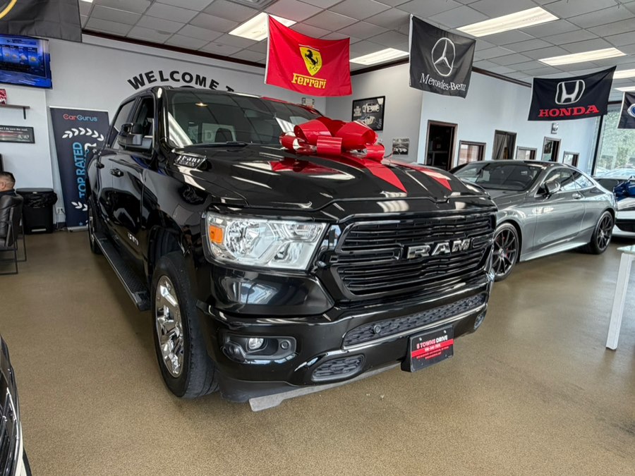 2019 RAM 1500 Big Horn/Lone Star 4x4 Crew Cab 5'7's photo