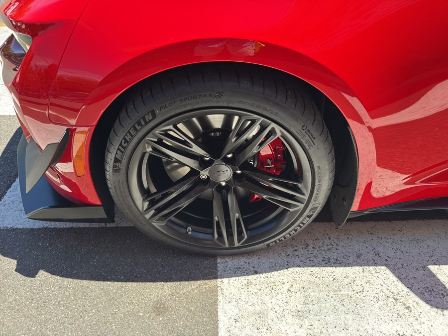 2021 Chevrolet Camaro 2dr Cpe ZL1, available for sale in Waterbury, Connecticut | National Auto Brokers, Inc.. Waterbury, Connecticut
