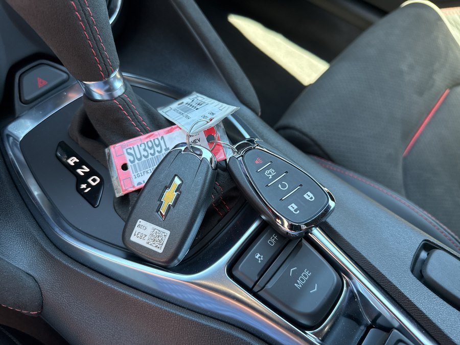 2021 Chevrolet Camaro 2dr Cpe ZL1, available for sale in Waterbury, Connecticut | National Auto Brokers, Inc.. Waterbury, Connecticut